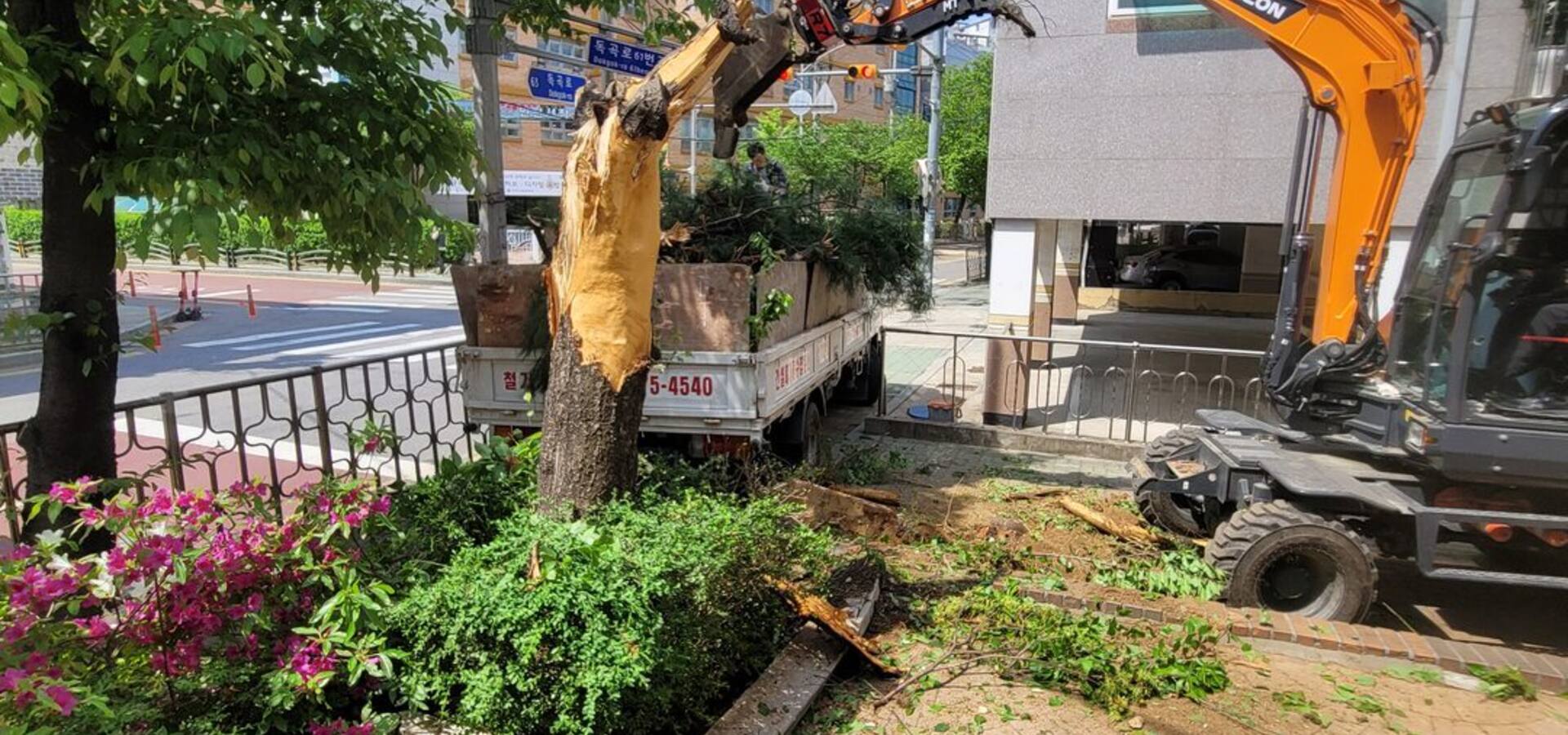 화단철거 공법 비교 히어로 이미지